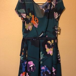 Floral short sleeve chiffon dress